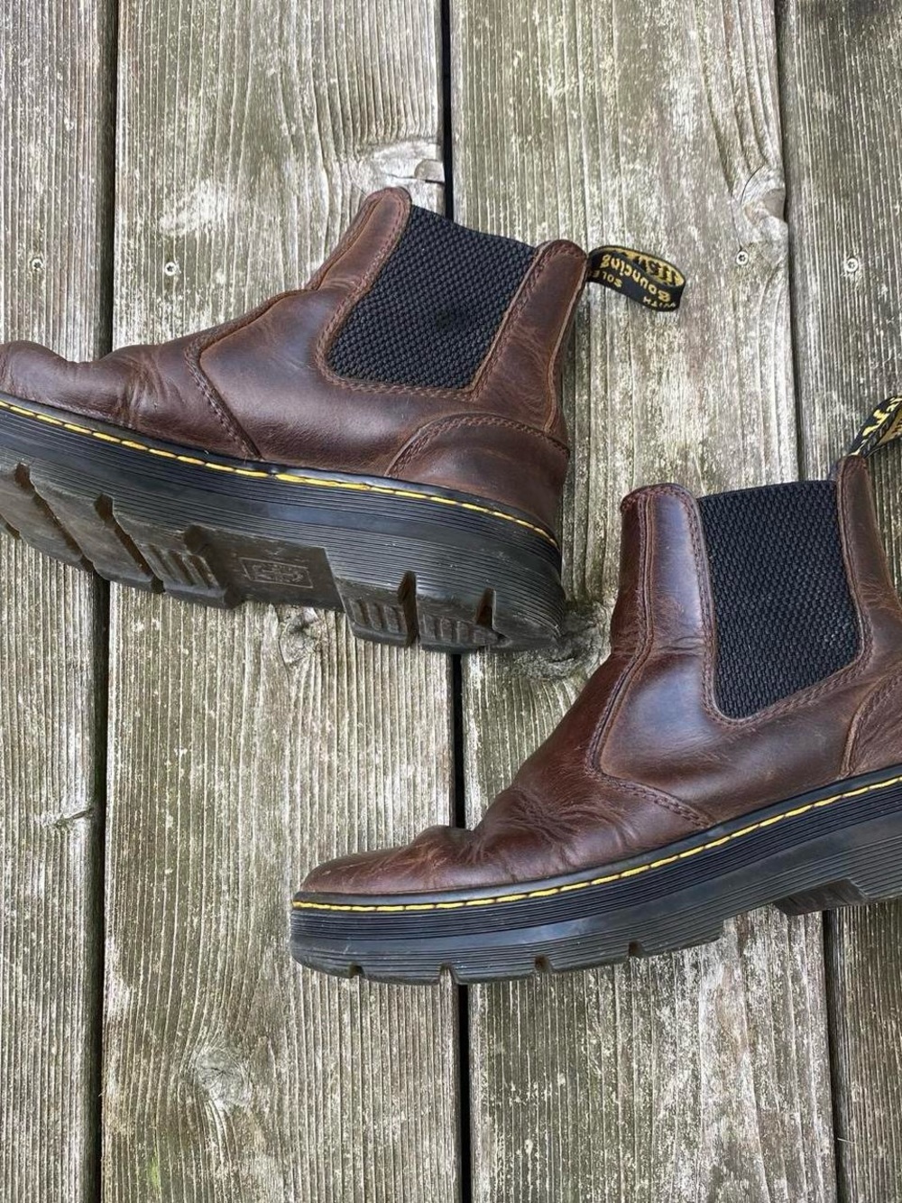 Dr. Martens Earthy Embury Crazy Horse Leather Casual Boots in Dark Brown US 6